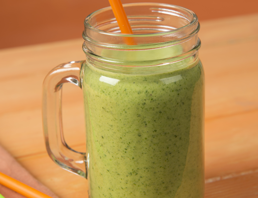 Banana and spinach smoothie