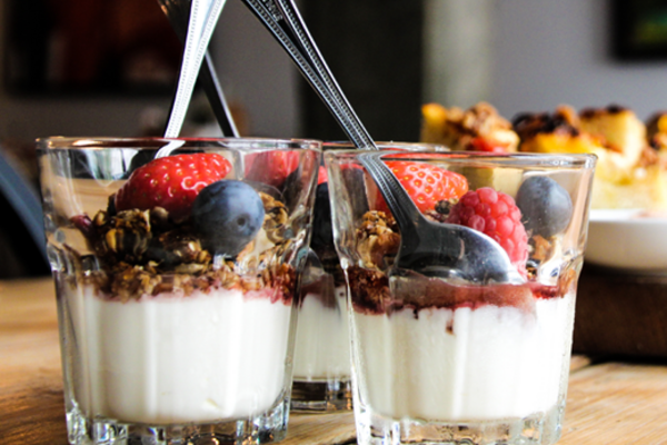 LayeredYogurt 520x400