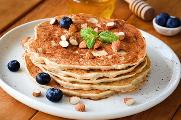 Almond Berry Pancakes